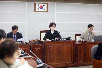 20251208 기획경제위원회 조례안 등 안건심사