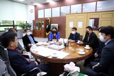 11.17 조미옥 부위원장 선경도서관 회의