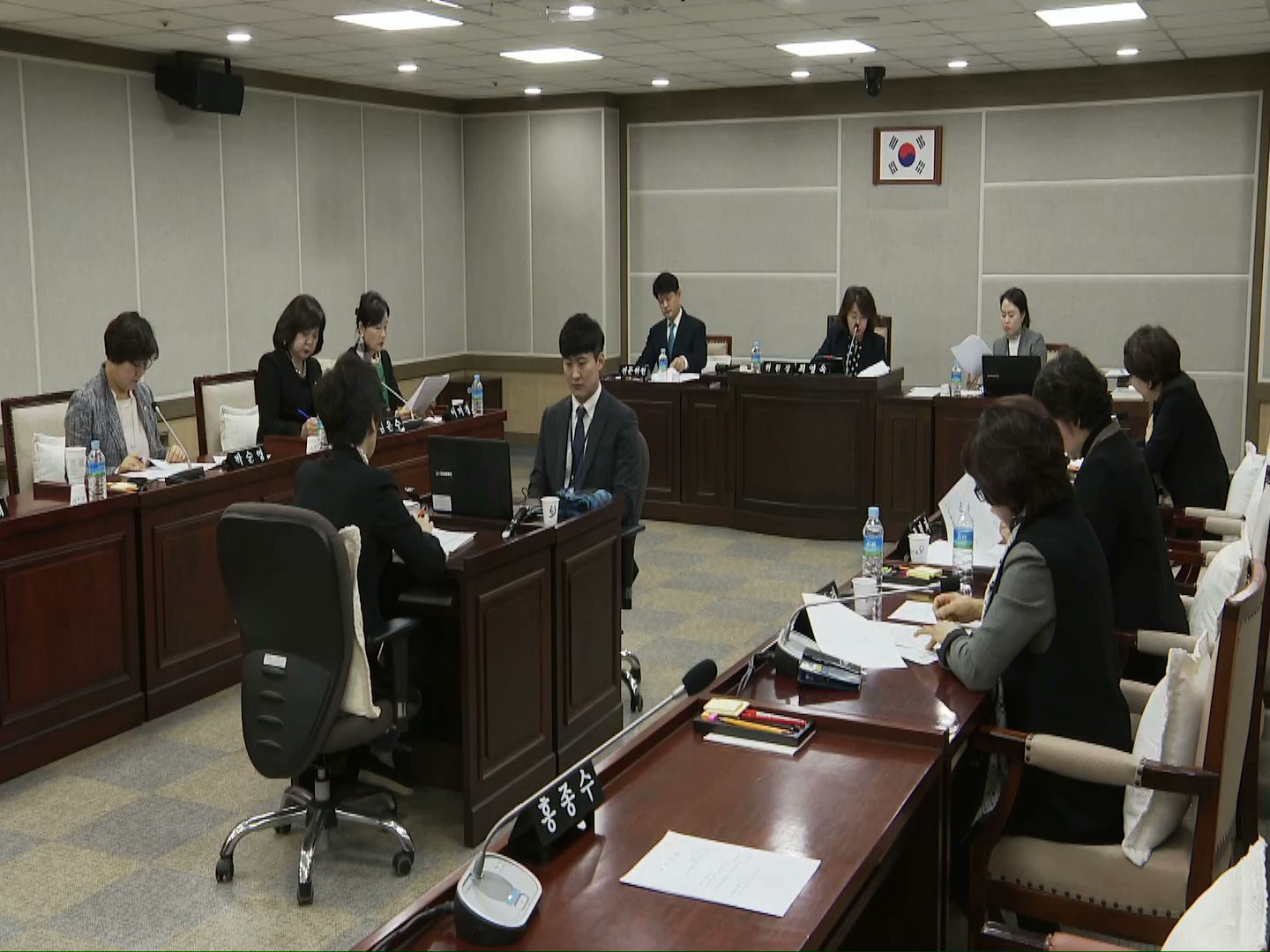 수원역 성매매집결지 폐쇄 및 여성인권지원 특별위원회 회의