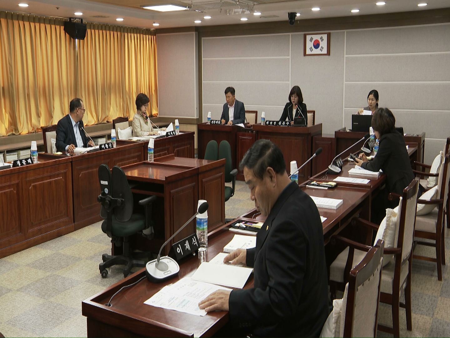 안전교통건설위원회 조례안 및 안건심사