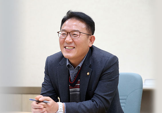 수원특례시의회 도시환경위원회 위원장 