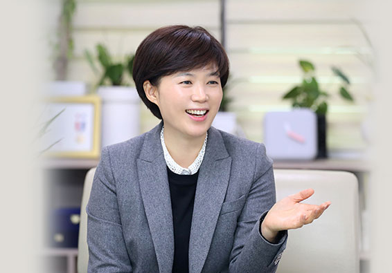 수원특례시의회 문화체육교육위원회 위원장 장미영